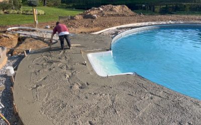 Pool Deck Materials: What to Consider Before Choosing a Concrete Pool Deck